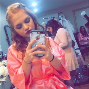 Meet your Posher, Hollee